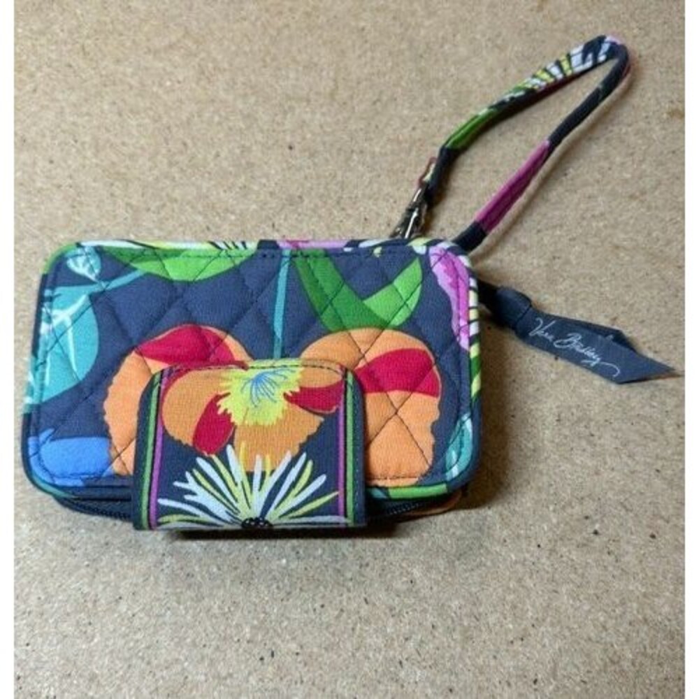 NWOT Vera Bradley Smartphone Wristlet Va Va Bloom Navy Floral Wallet